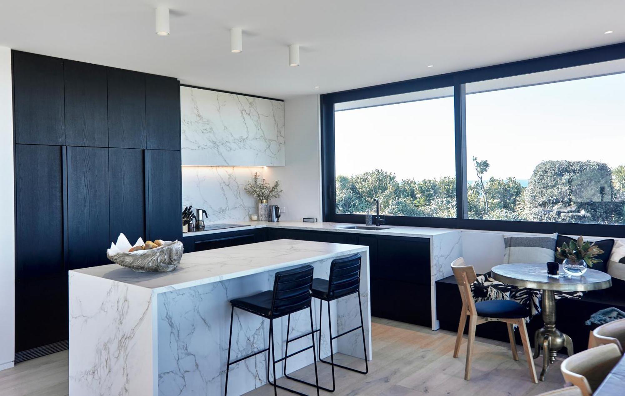 Ocean + Country - Wainui Holiday home *